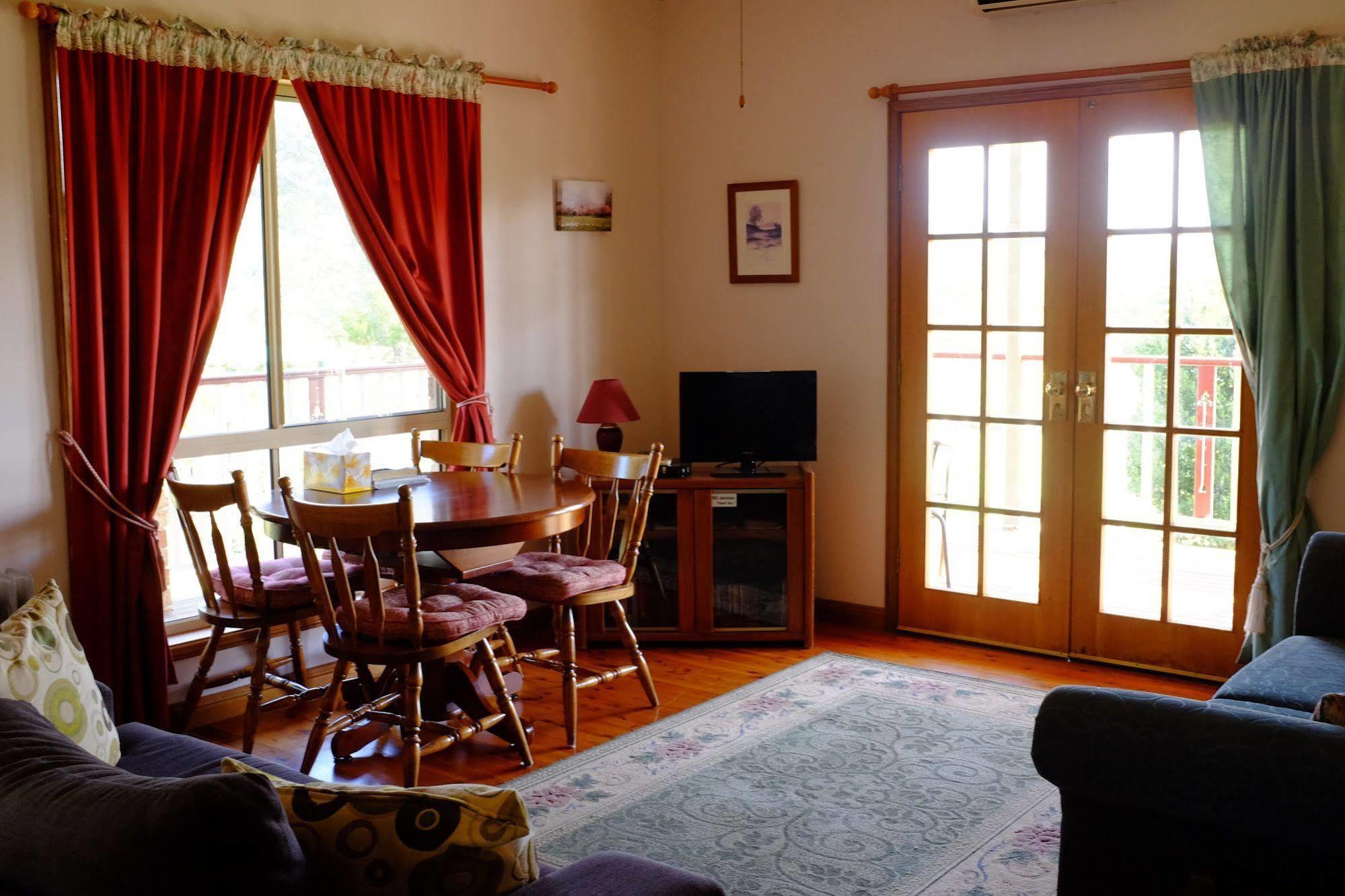 Bryn Glas Farm Stay Moruya Extérieur photo